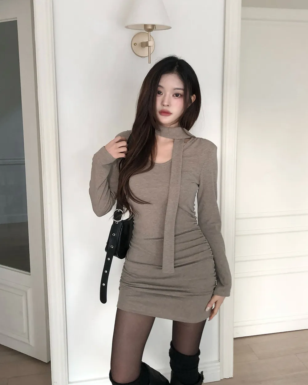 긴팔 티셔츠 모델 착용 이미지-S3L17