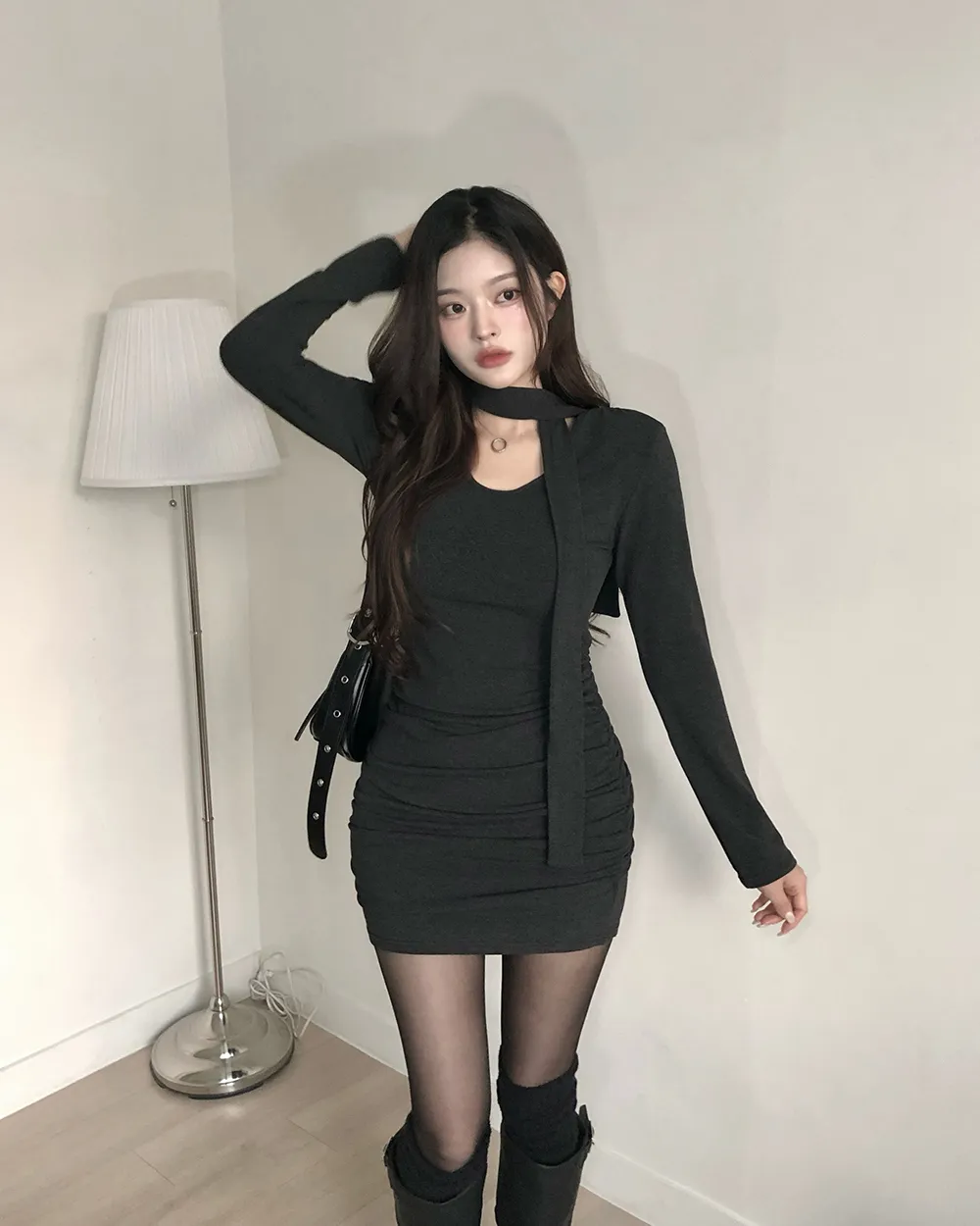 긴팔 티셔츠 모델 착용 이미지-S3L45