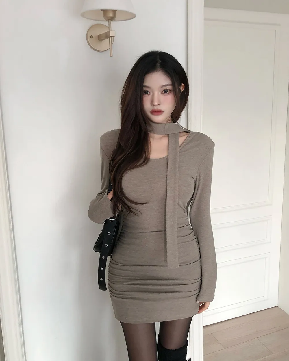 긴팔 티셔츠 모델 착용 이미지-S3L23