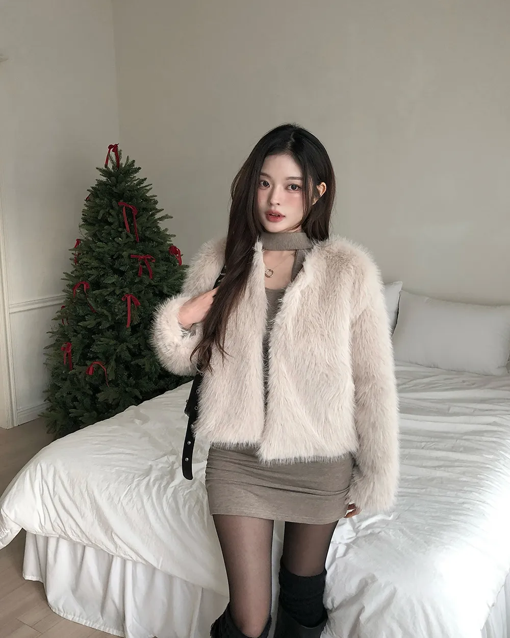 긴팔 티셔츠 모델 착용 이미지-S3L67