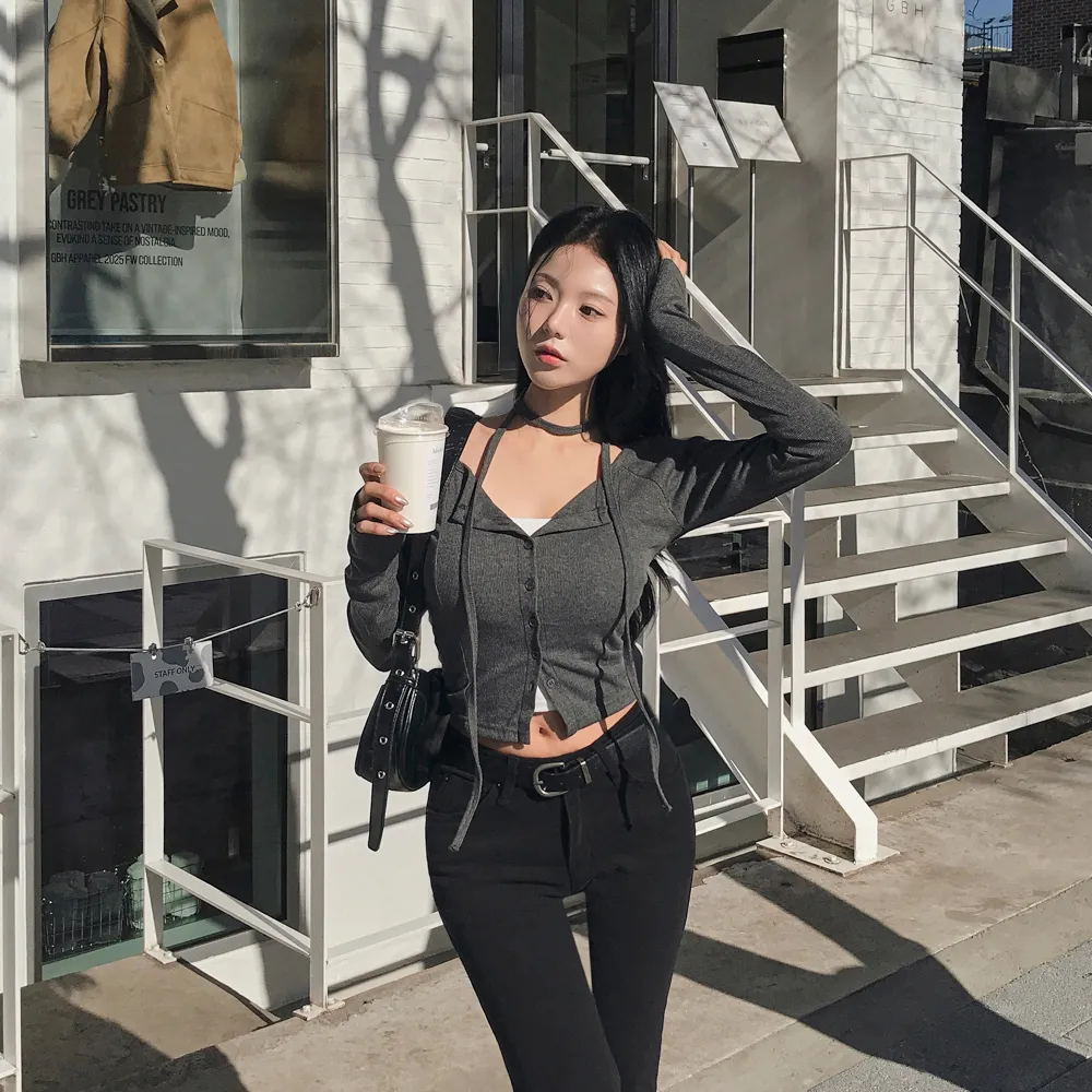 패딩 모델 착용 이미지-S1L122