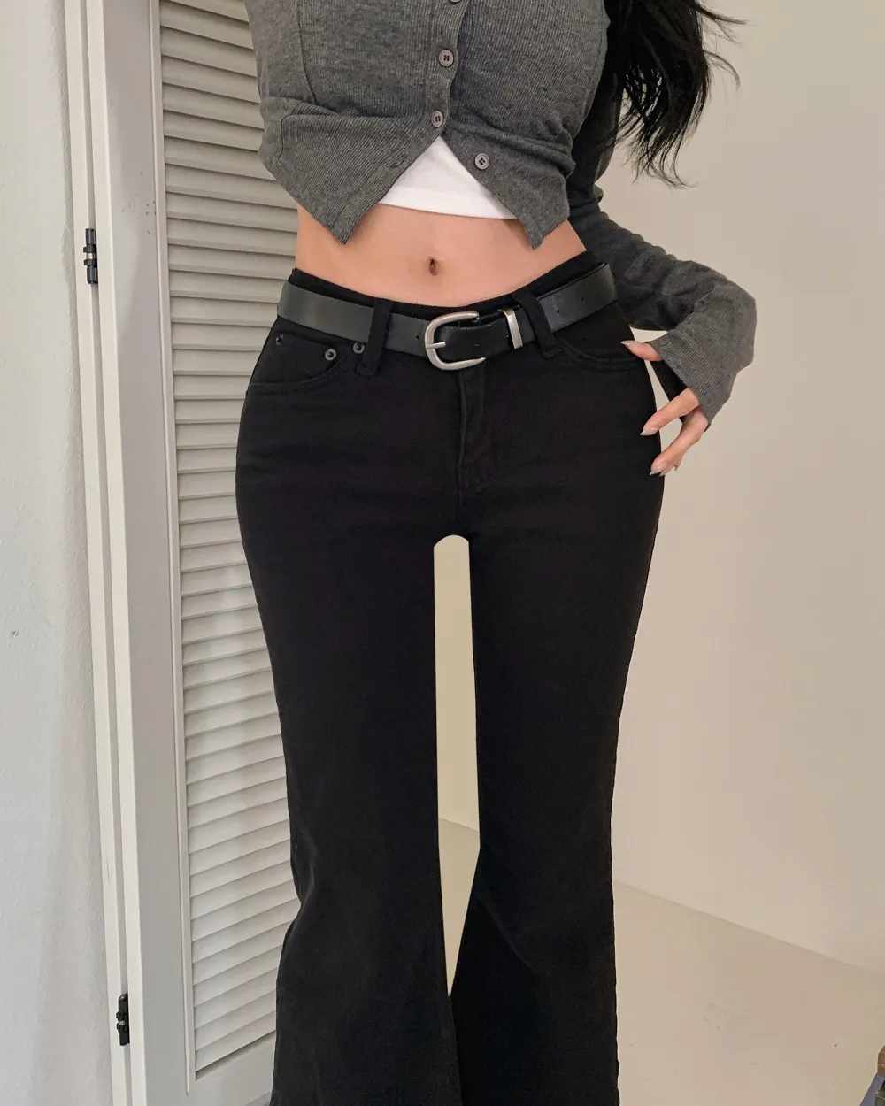 패딩 모델 착용 이미지-S1L115