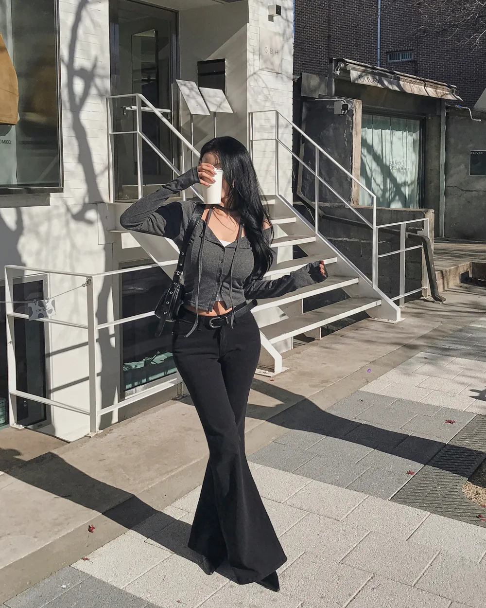 패딩 모델 착용 이미지-S1L112