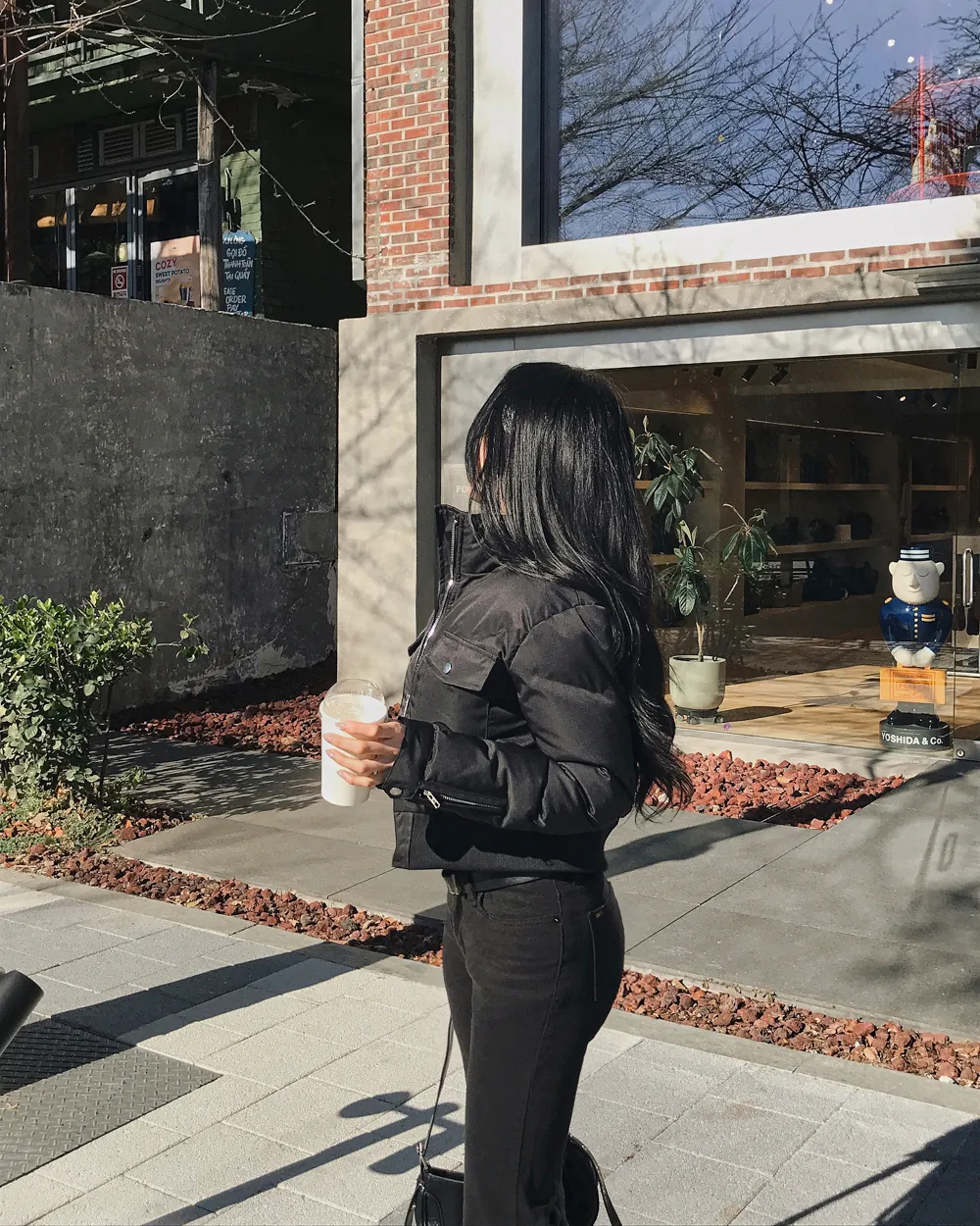 패딩 모델 착용 이미지-S1L124