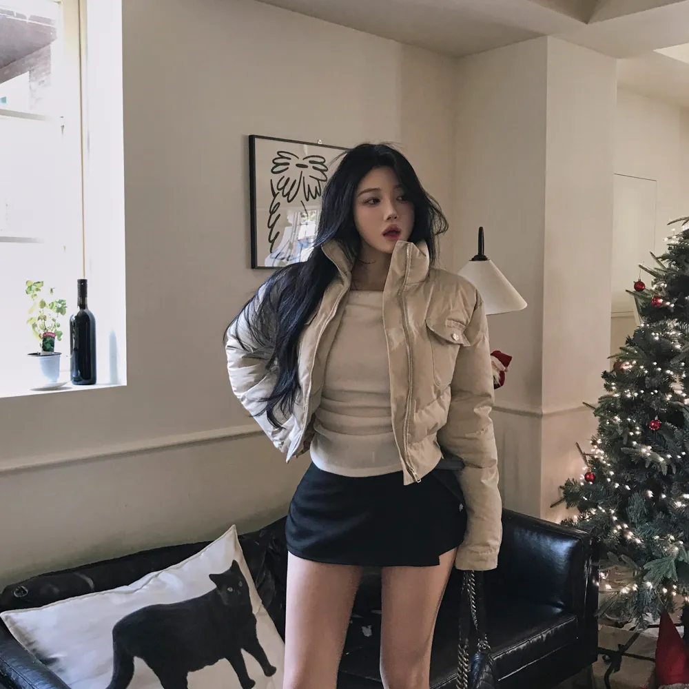 패딩 모델 착용 이미지-S1L50