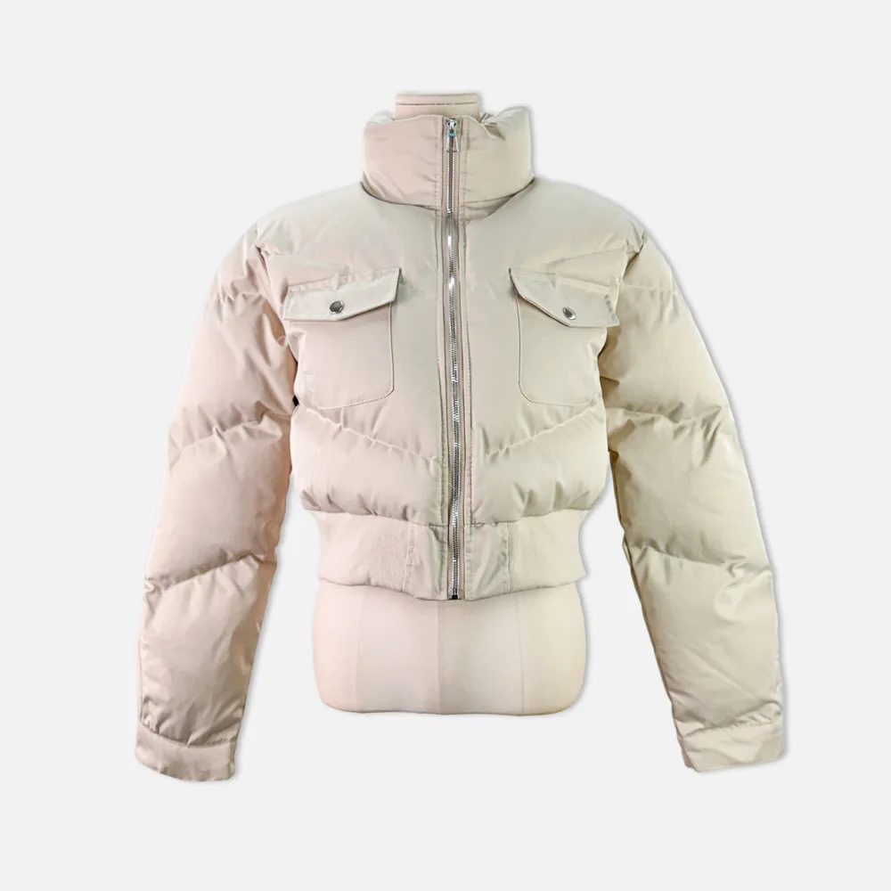 패딩 크림 색상 이미지-S1L24