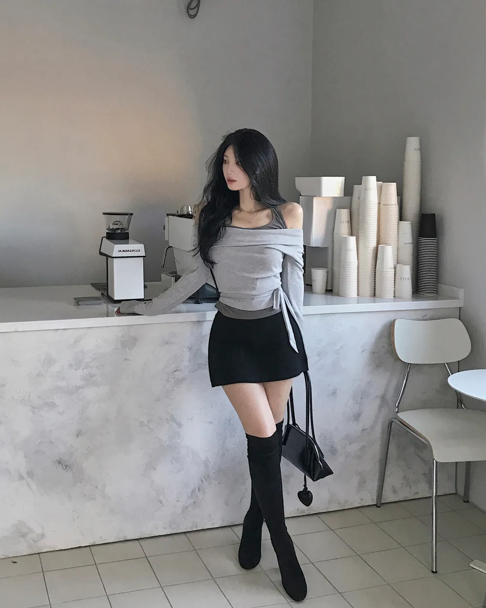 신발 모델 착용 이미지-S1L31