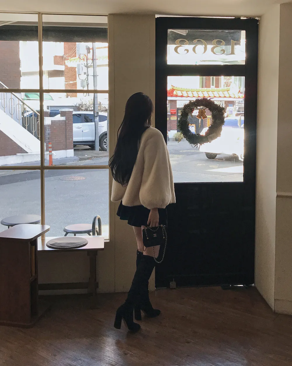 신발 모델 착용 이미지-S1L50