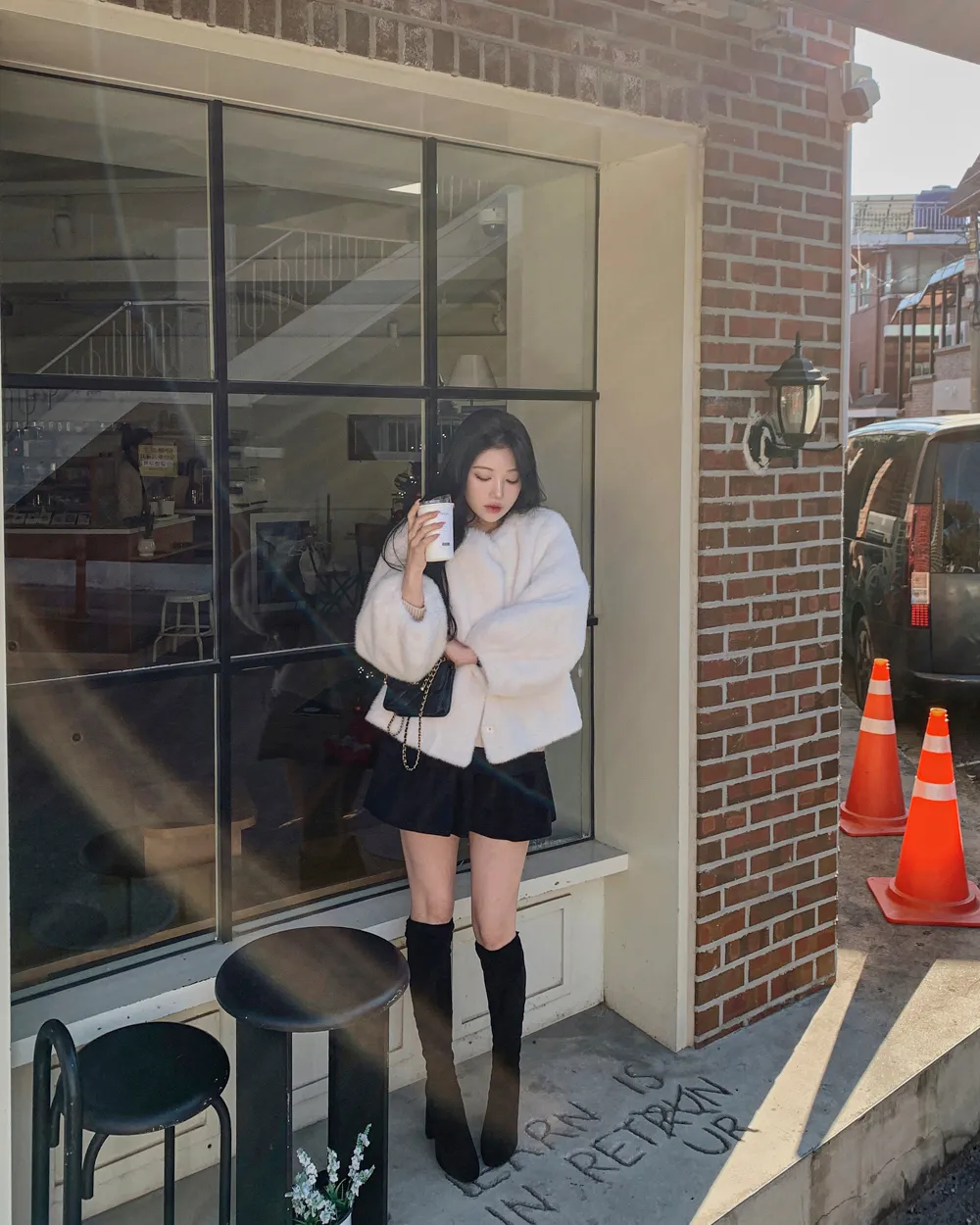 신발 모델 착용 이미지-S1L65