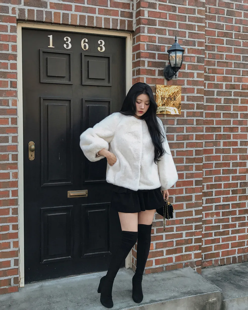 신발 모델 착용 이미지-S1L48