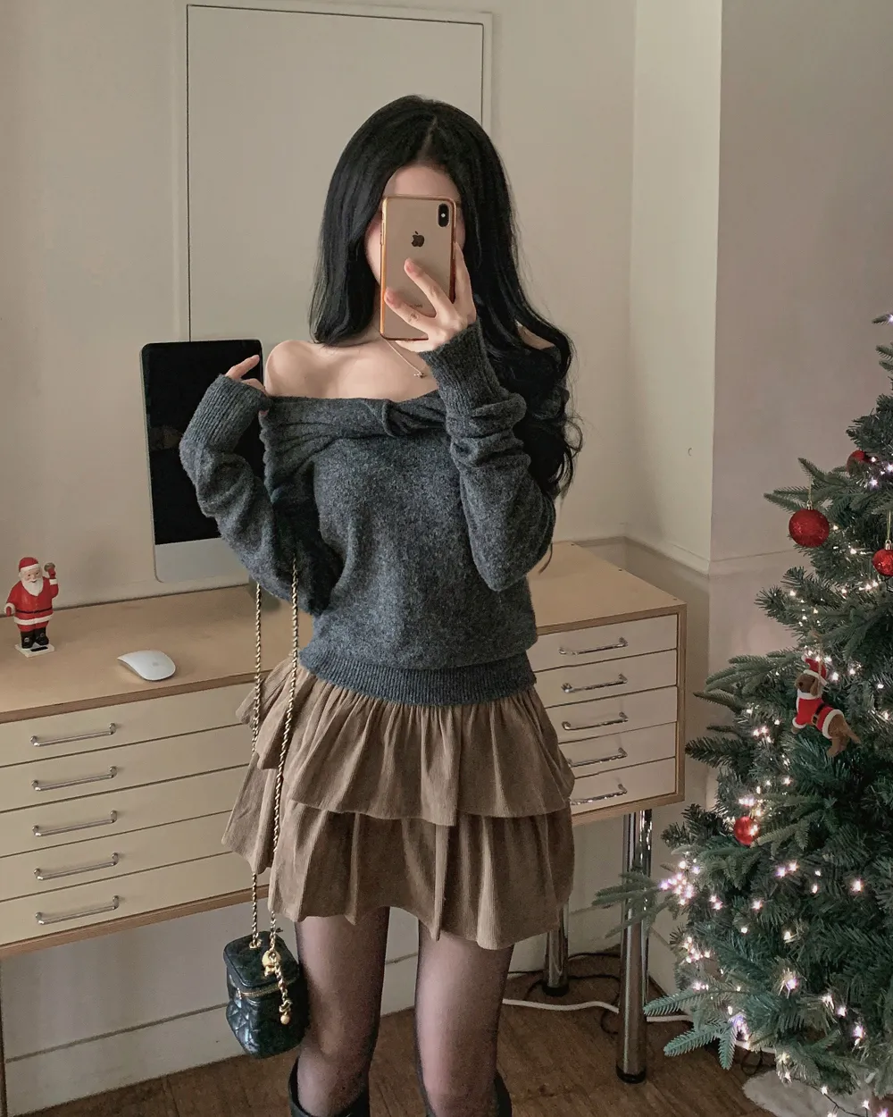 미니 스커트 모델 착용 이미지-S1L35