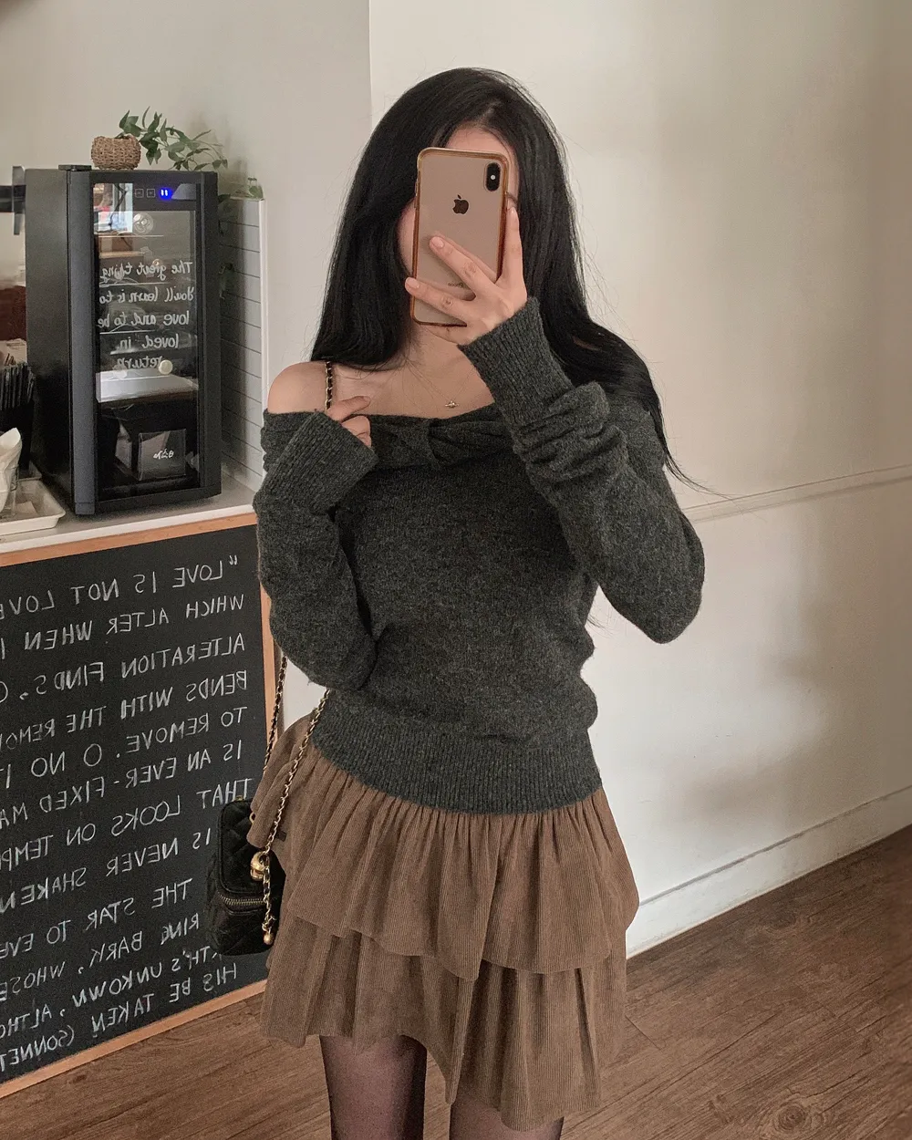 미니 스커트 모델 착용 이미지-S1L39