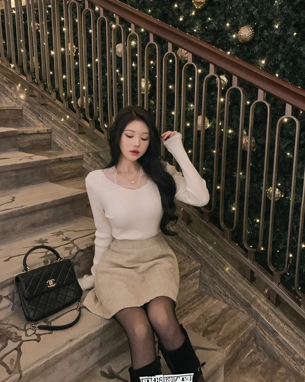 긴팔 티셔츠 모델 착용 이미지-S1L103