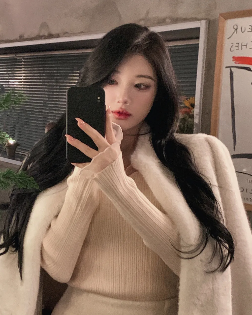 긴팔 티셔츠 모델 착용 이미지-S1L86