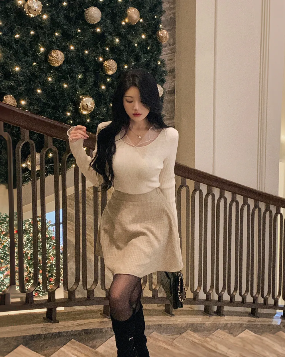 긴팔 티셔츠 모델 착용 이미지-S1L45