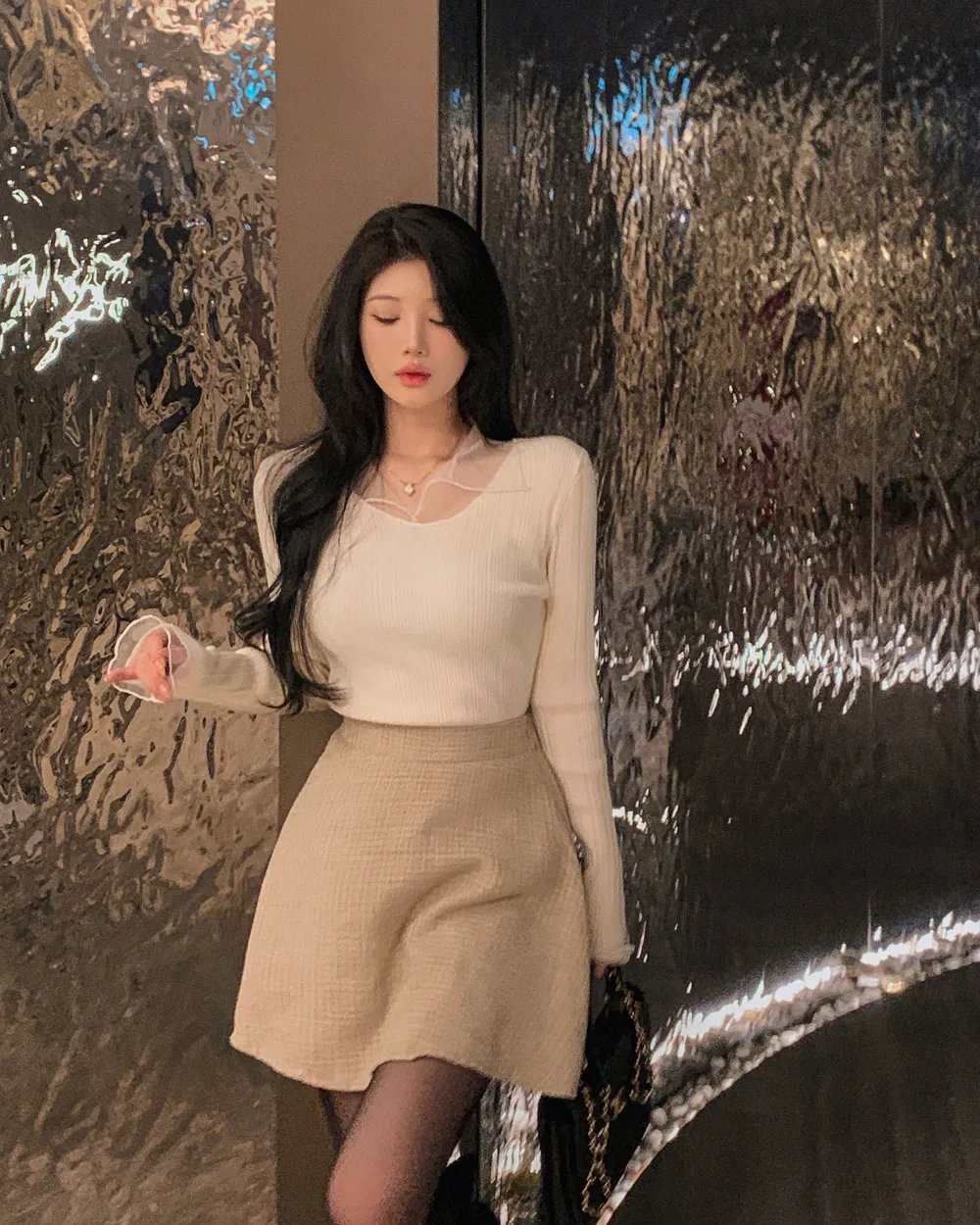 긴팔 티셔츠 모델 착용 이미지-S1L42