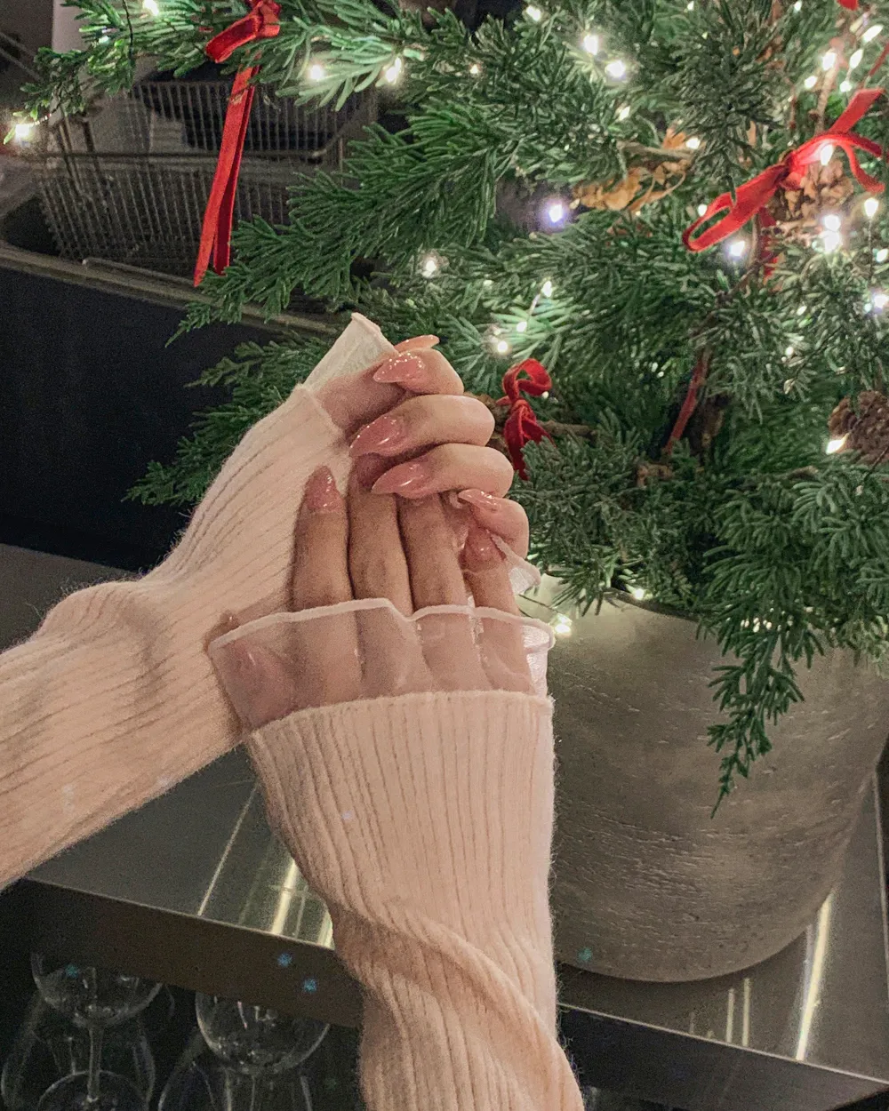 긴팔 티셔츠 모델 착용 이미지-S1L31