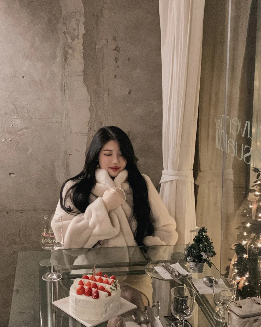 긴팔 티셔츠 모델 착용 이미지-S1L79