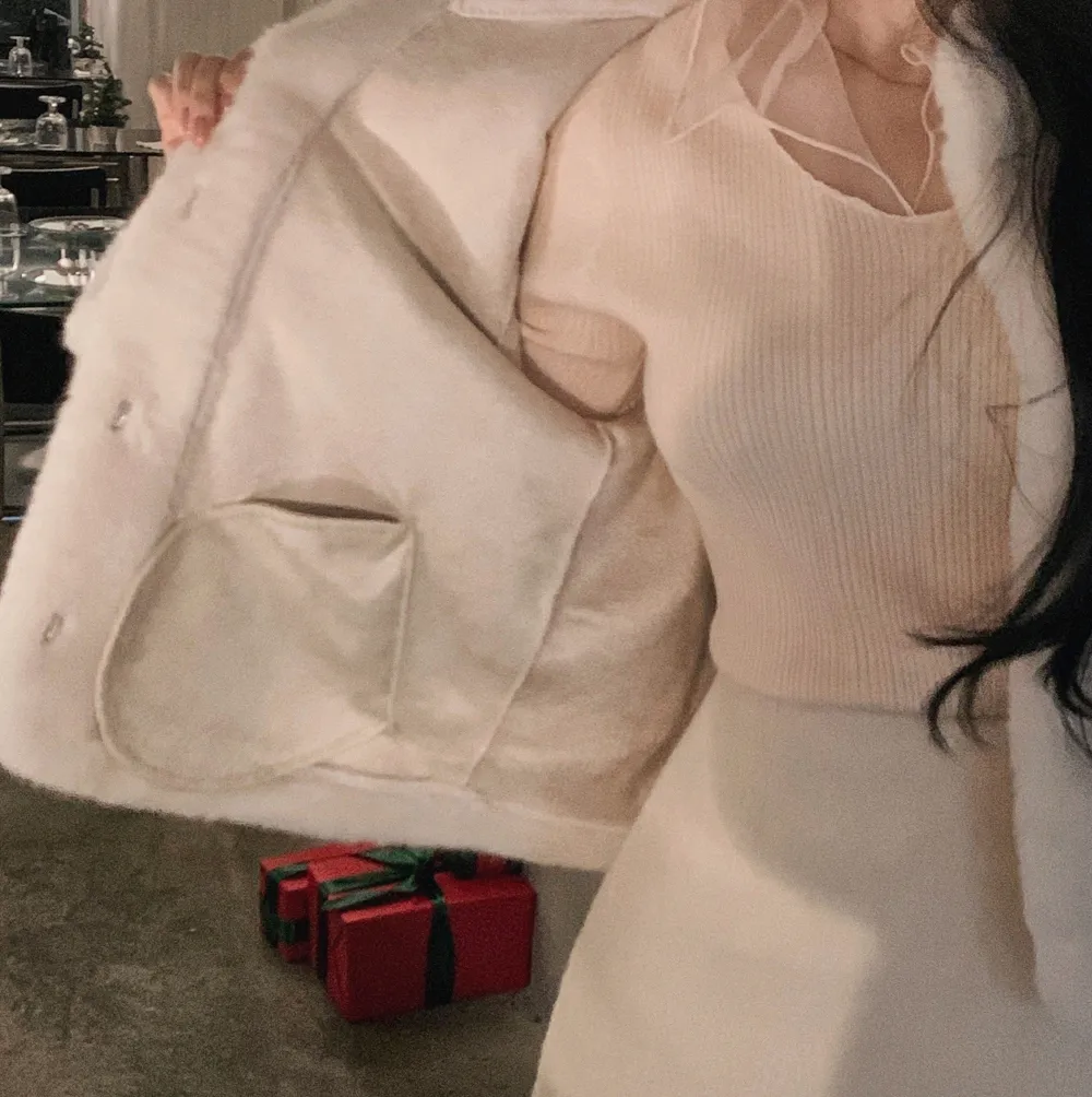 긴팔 티셔츠 모델 착용 이미지-S1L87