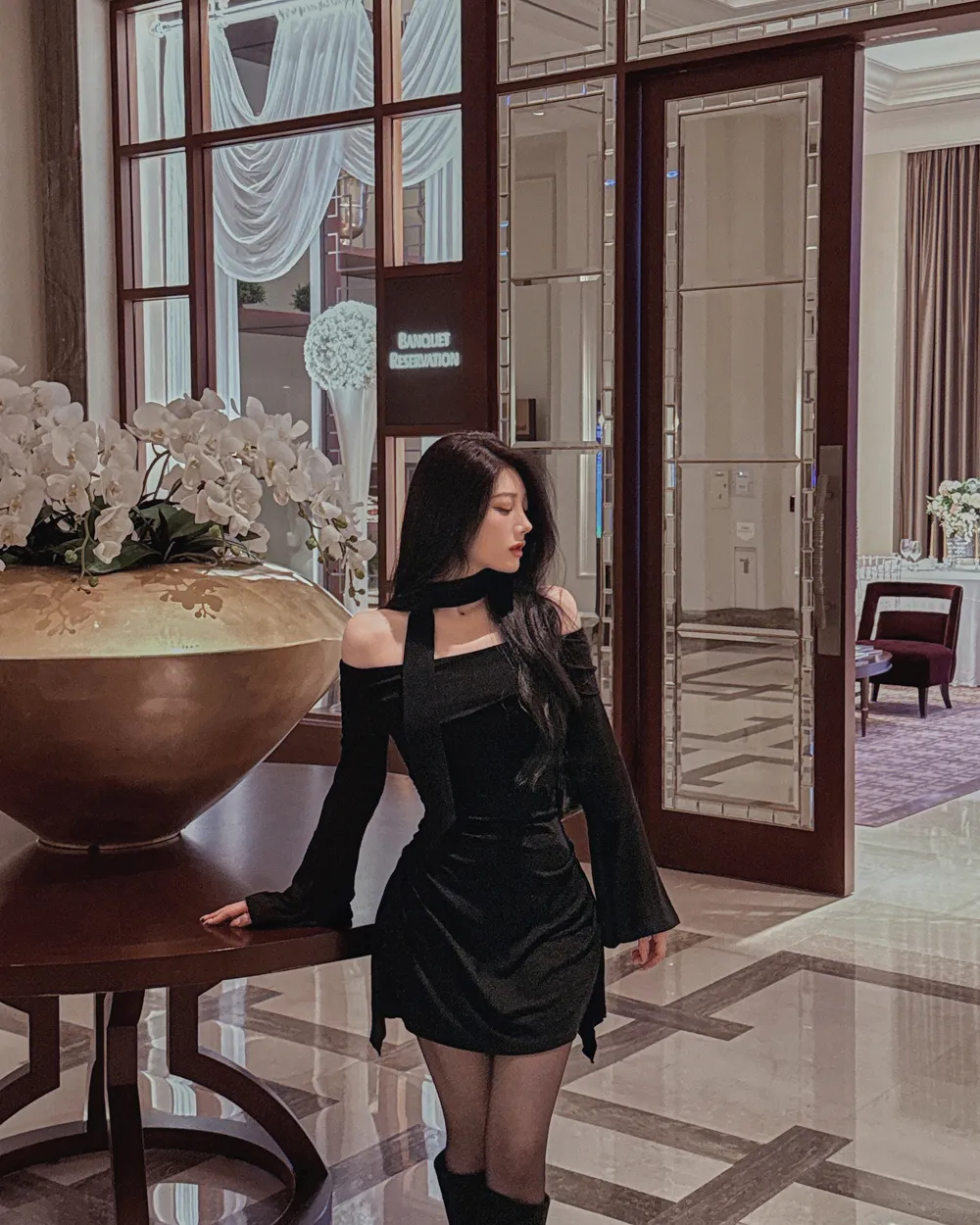 드레스 모델 착용 이미지-S1L47