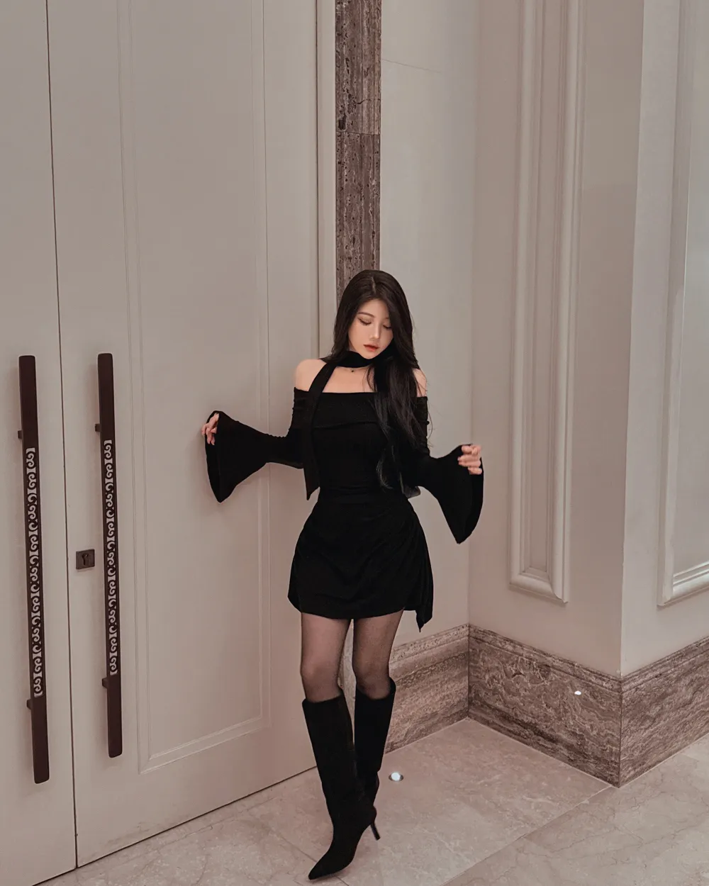 드레스 모델 착용 이미지-S1L62