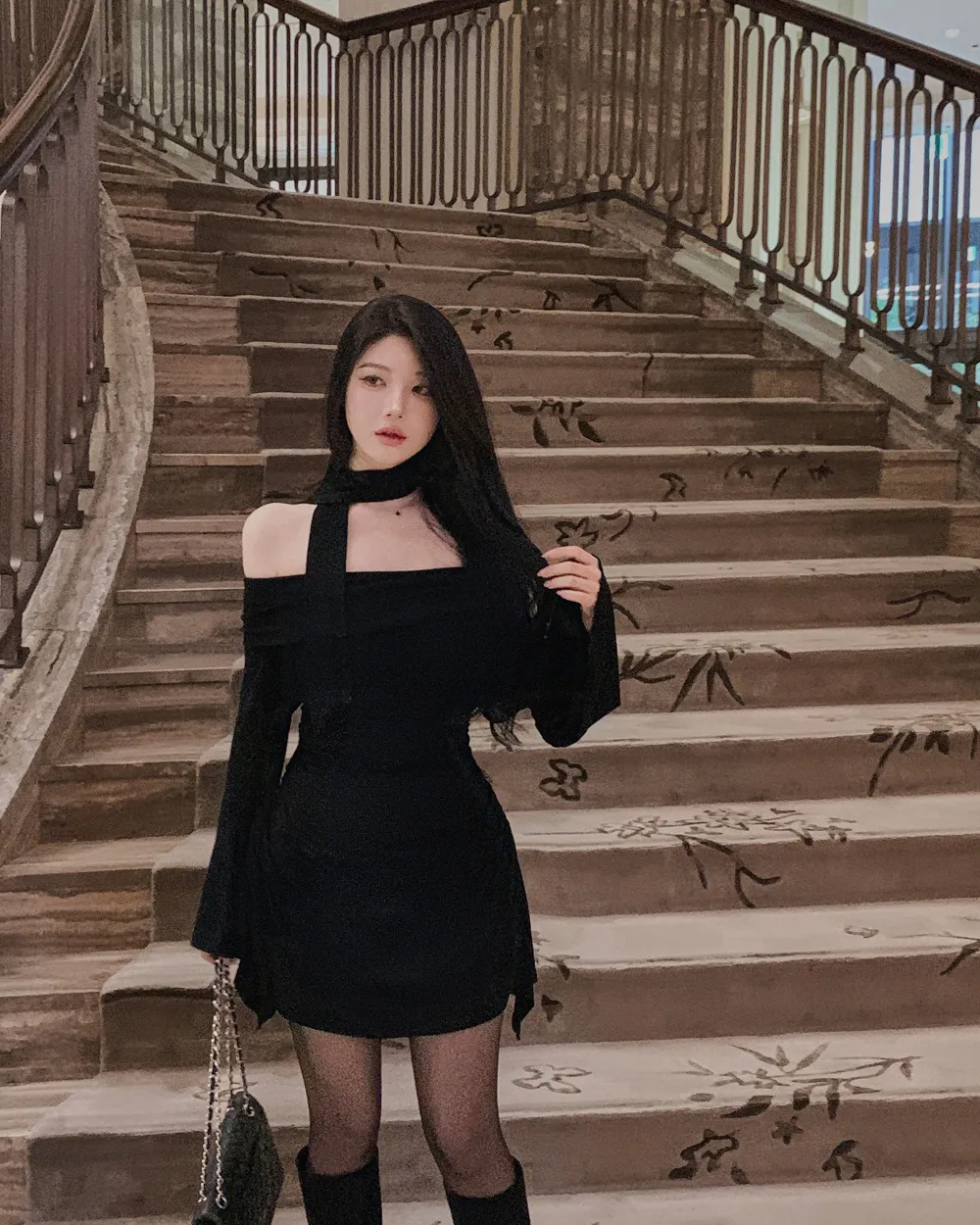 드레스 모델 착용 이미지-S1L54