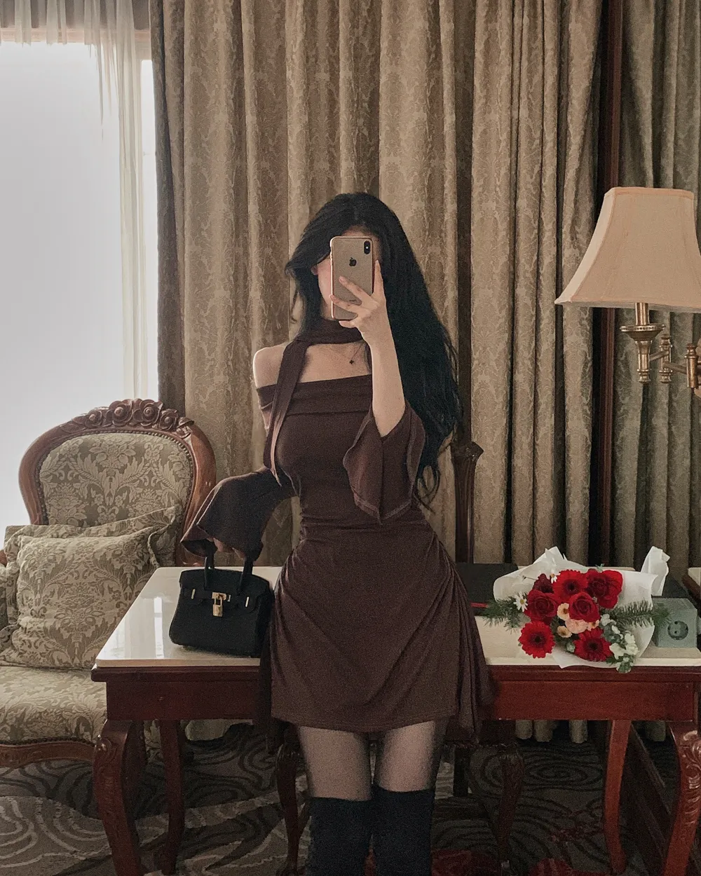 드레스 모델 착용 이미지-S2L15