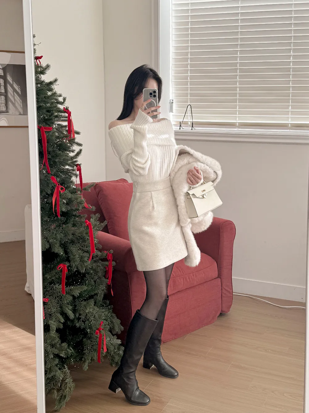 미니 스커트 모델 착용 이미지-S2L3