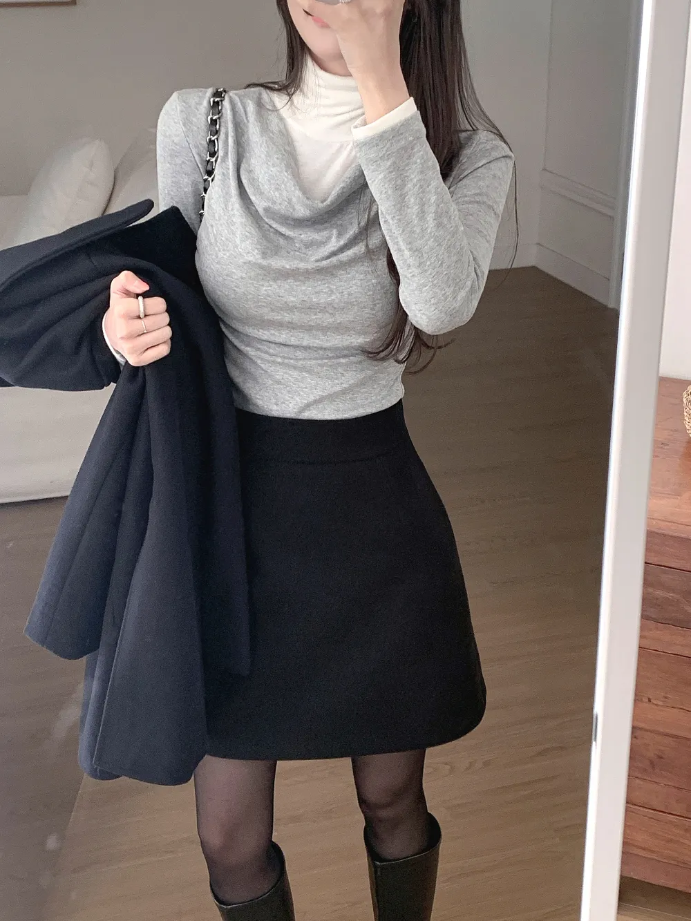 미니 스커트 모델 착용 이미지-S3L7