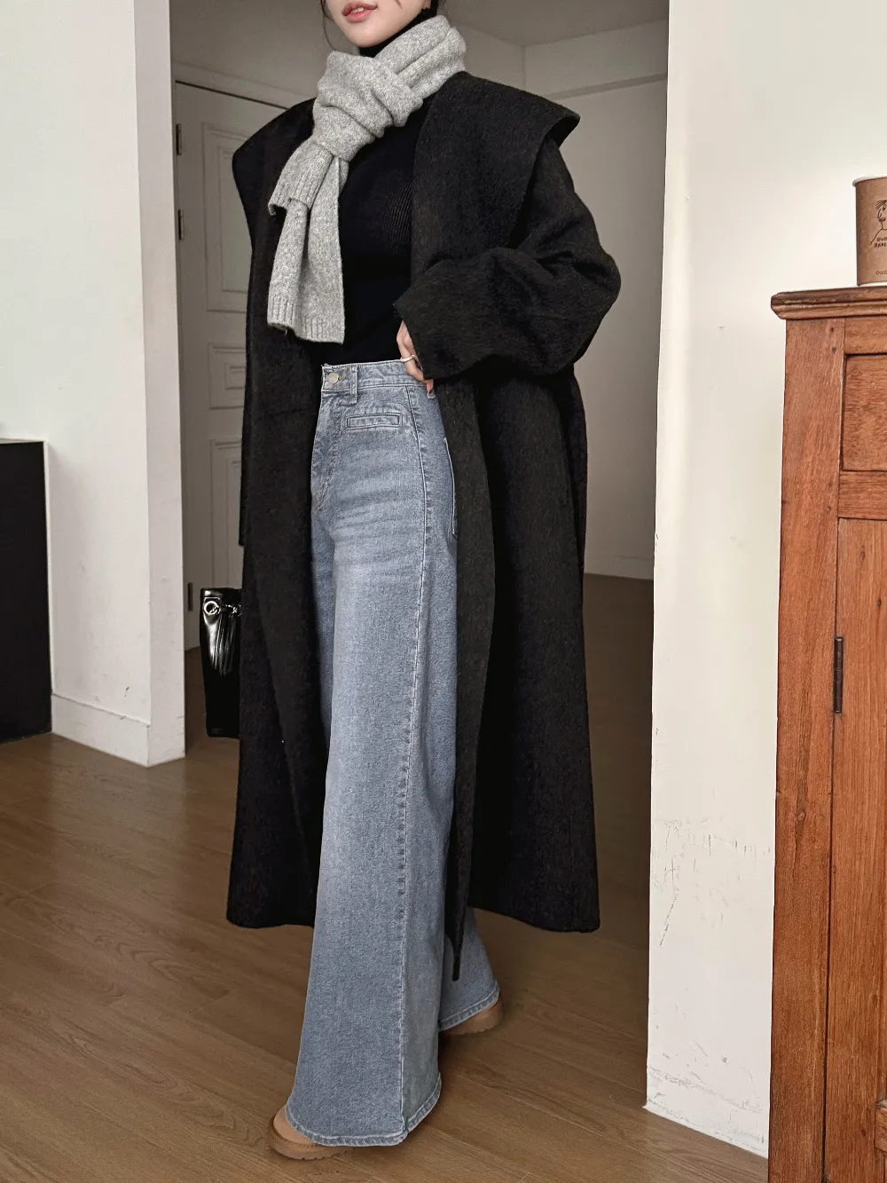 긴팔 티셔츠 모델 착용 이미지-S3L33