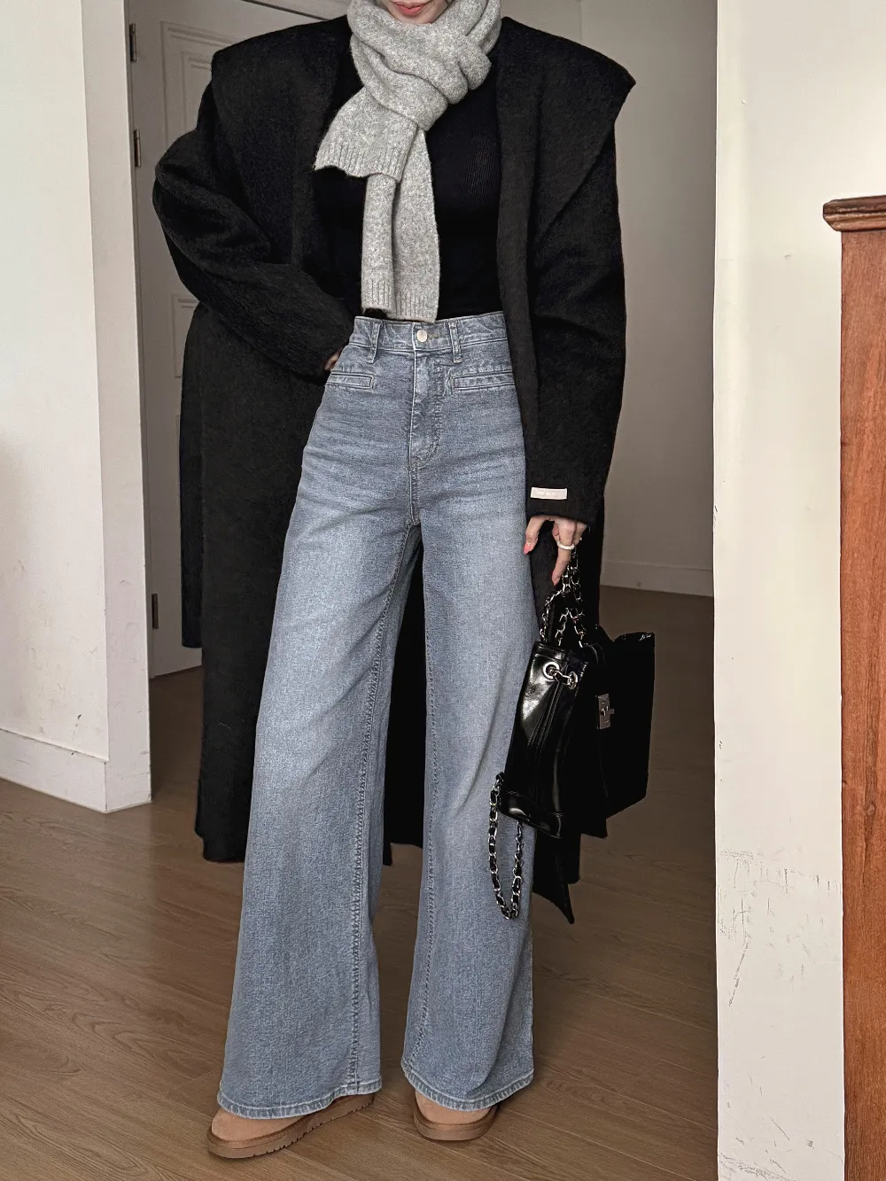 긴팔 티셔츠 모델 착용 이미지-S3L32