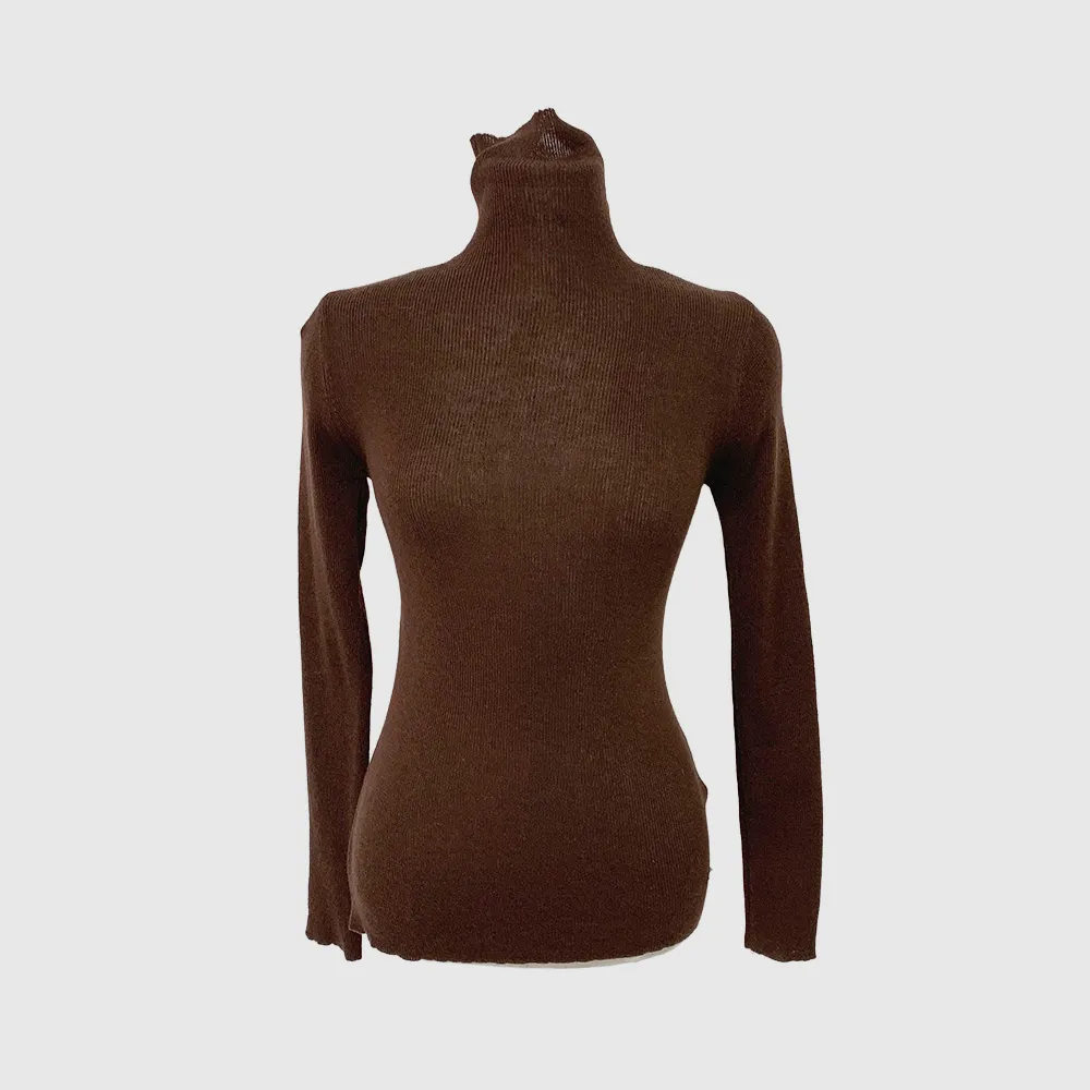 긴팔 티셔츠 브라운 색상 이미지-S1L64