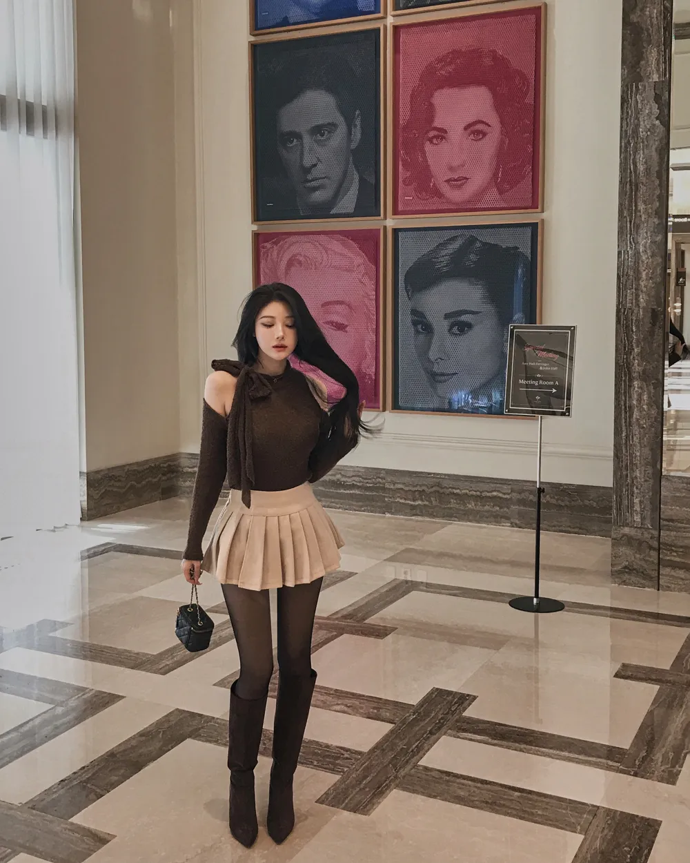 신발 모델 착용 이미지-S1L45