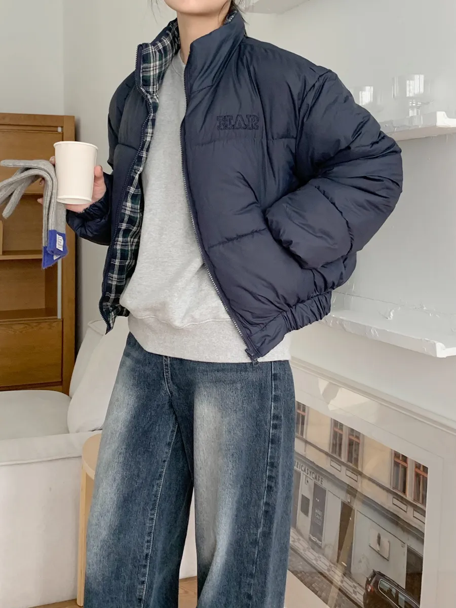 패딩 모델 착용 이미지-S1L33