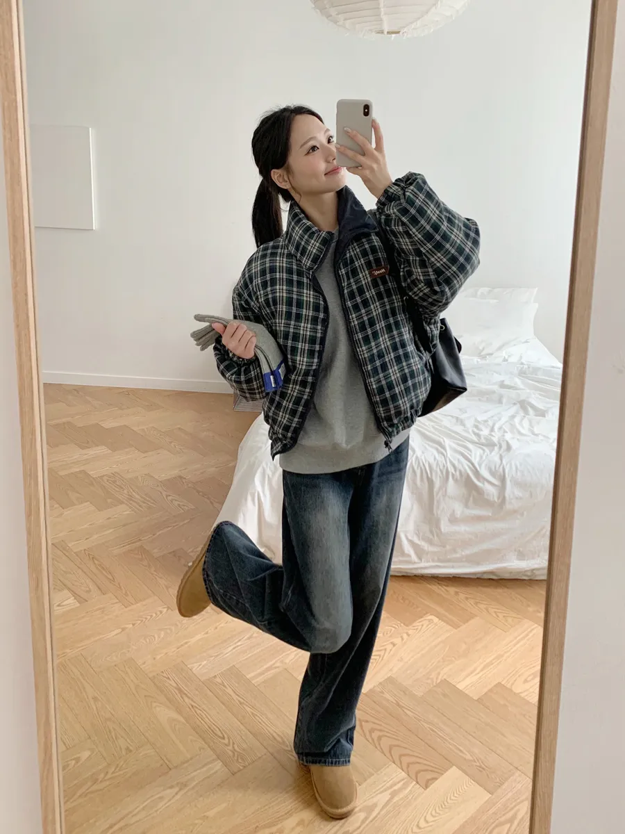 패딩 모델 착용 이미지-S1L37