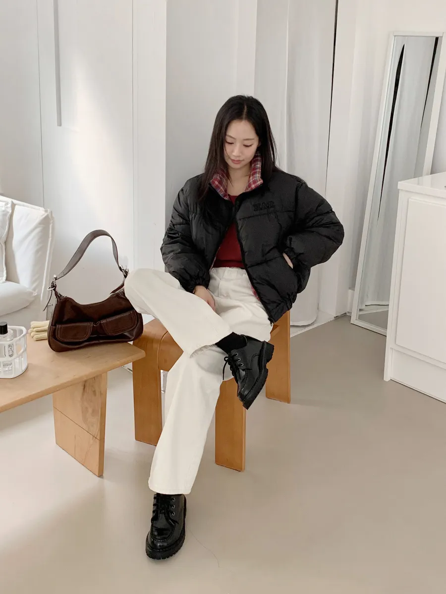 패딩 모델 착용 이미지-S1L27