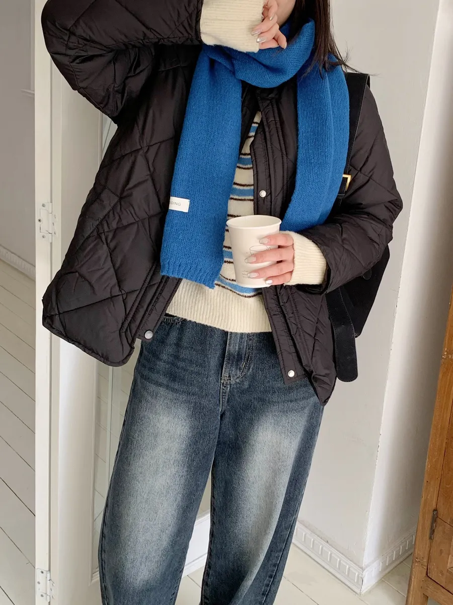 패딩 모델 착용 이미지-S1L39