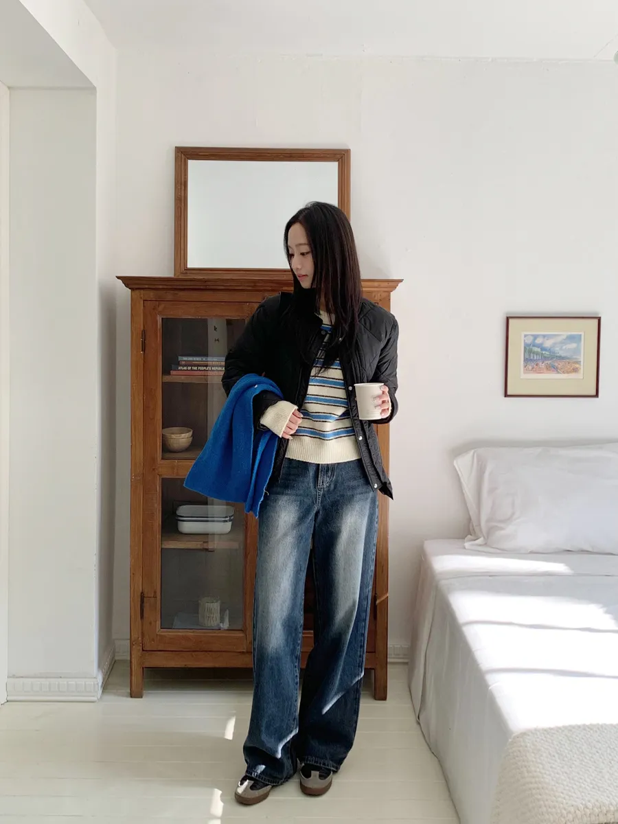 패딩 모델 착용 이미지-S1L24