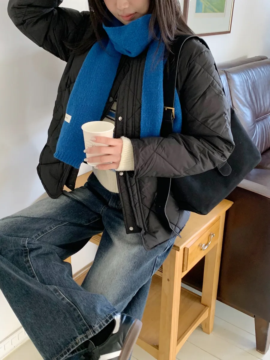 패딩 모델 착용 이미지-S1L36
