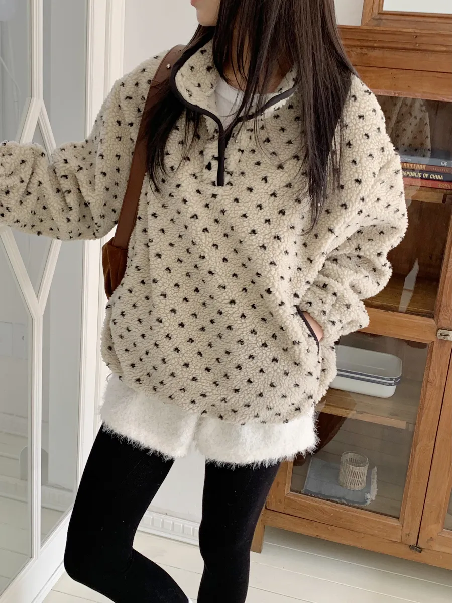 긴팔 티셔츠 모델 착용 이미지-S1L35