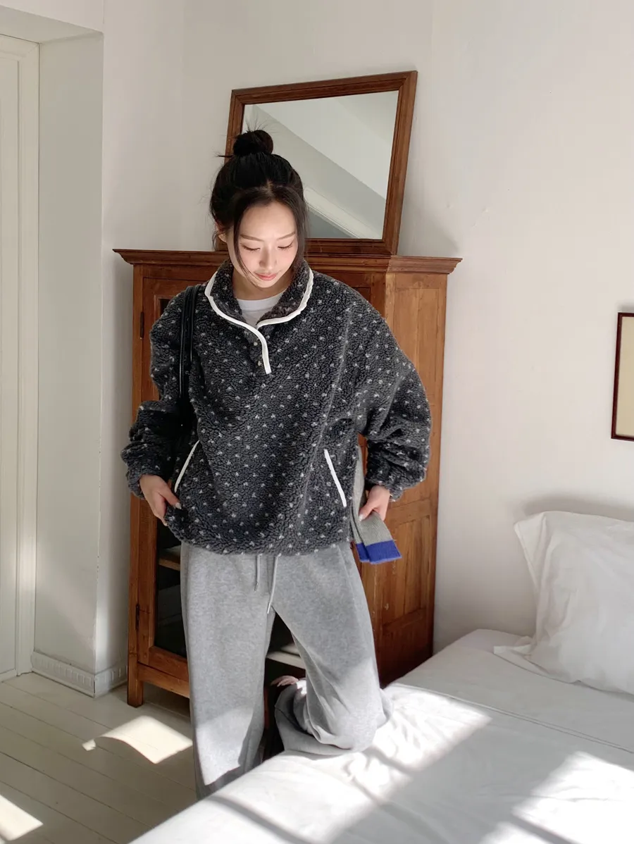 긴팔 티셔츠 모델 착용 이미지-S1L13