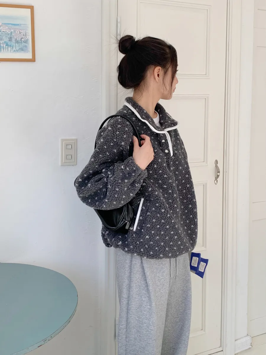 긴팔 티셔츠 모델 착용 이미지-S1L20