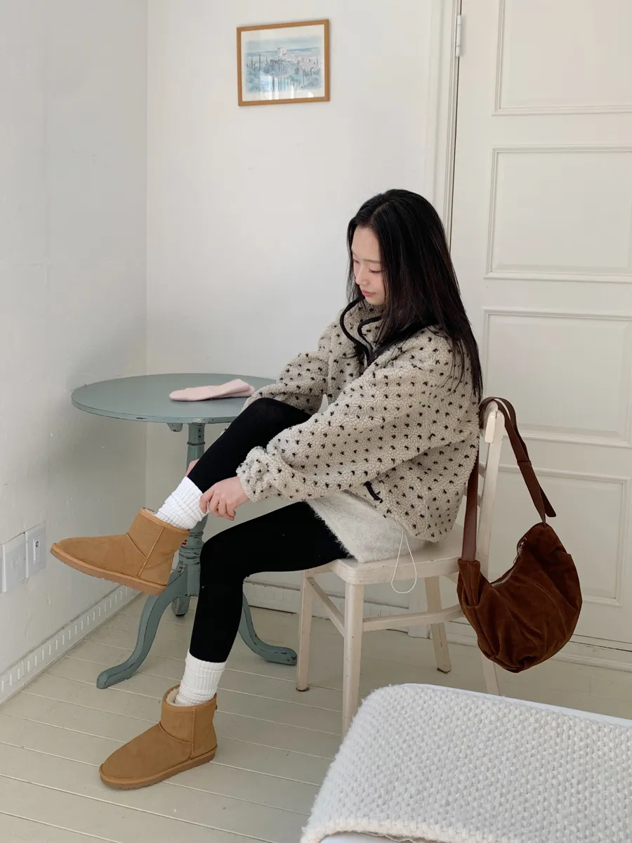 긴팔 티셔츠 모델 착용 이미지-S1L41