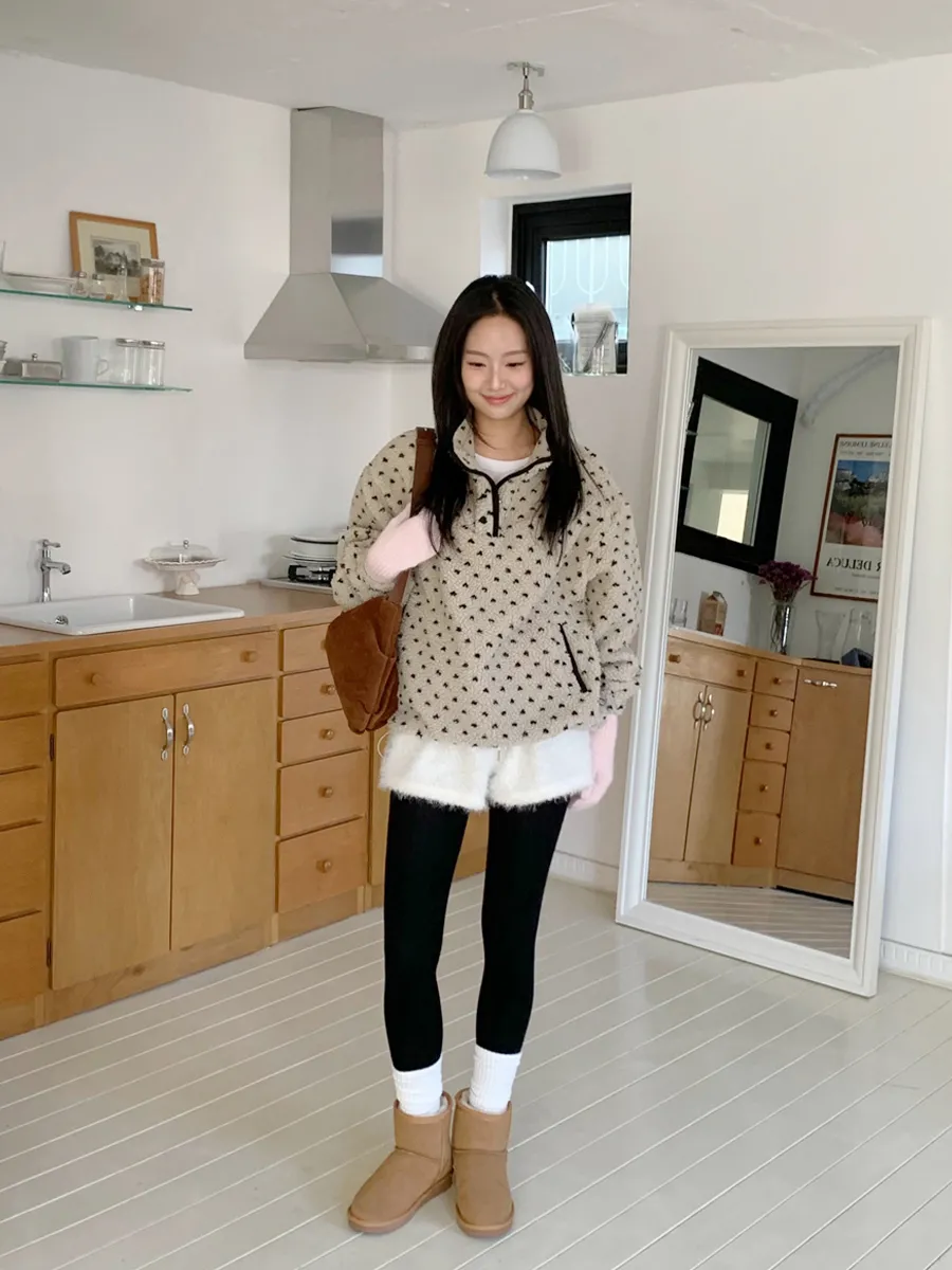 긴팔 티셔츠 모델 착용 이미지-S1L27