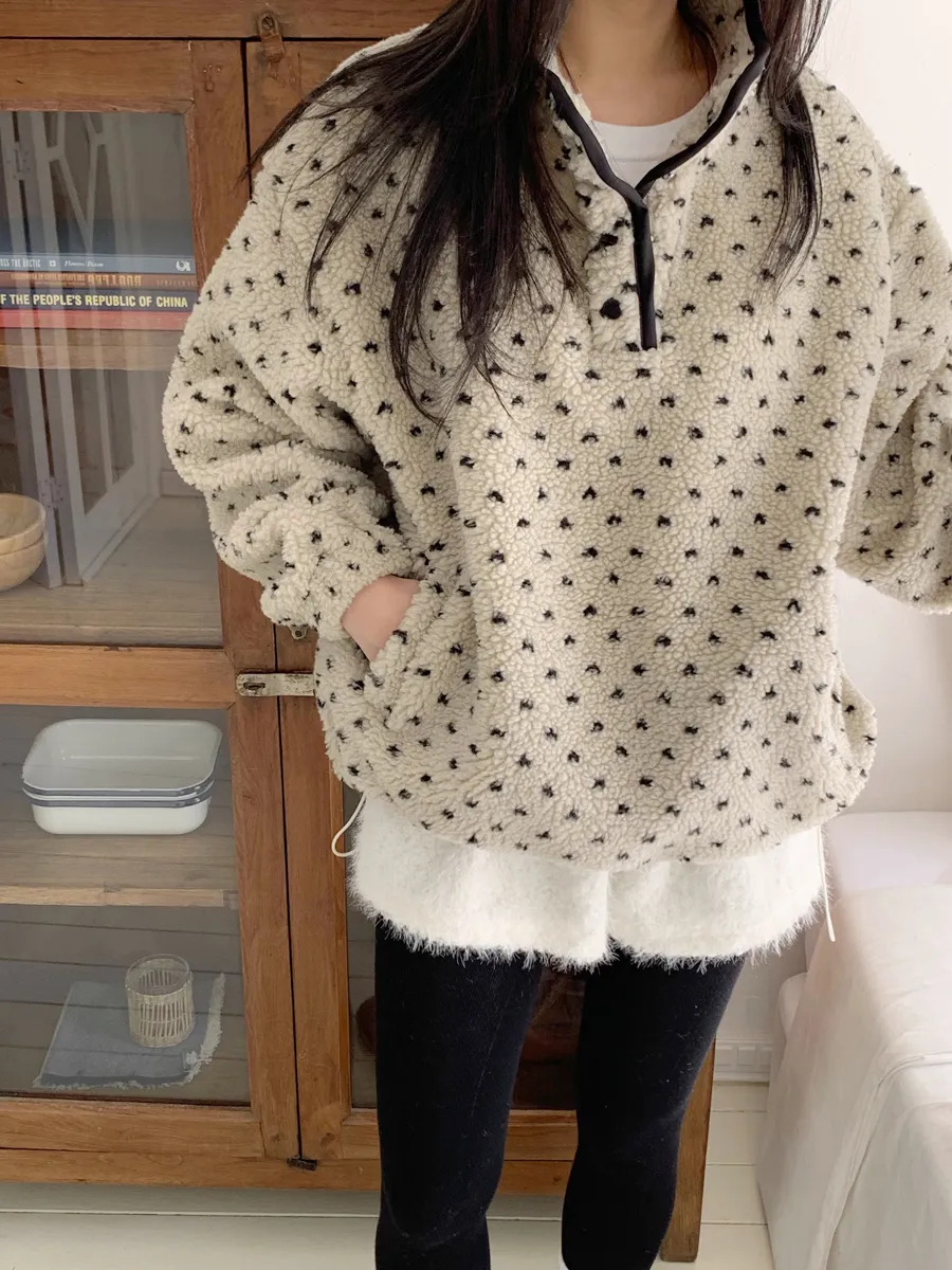 긴팔 티셔츠 모델 착용 이미지-S1L39