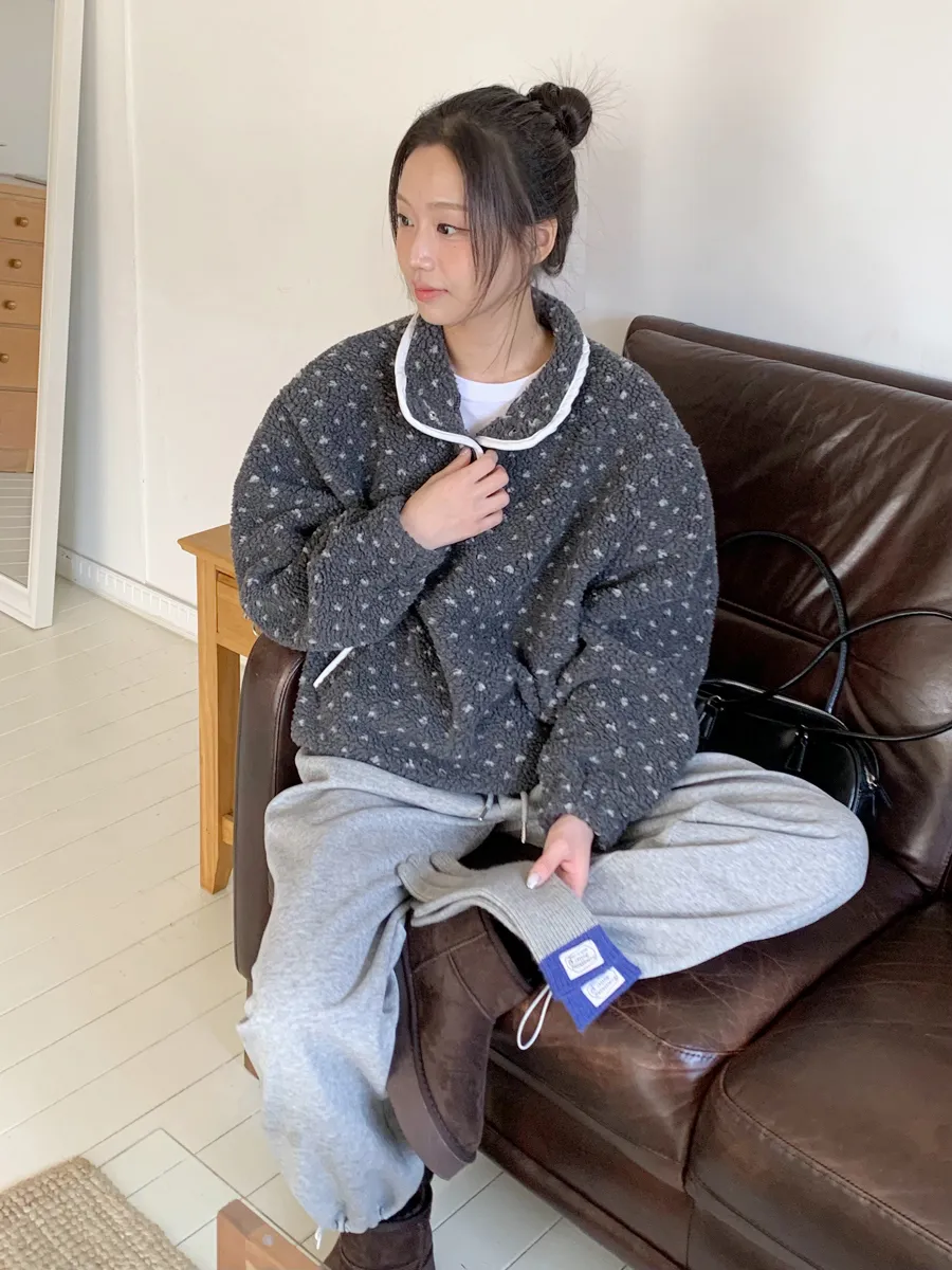 긴팔 티셔츠 모델 착용 이미지-S1L21