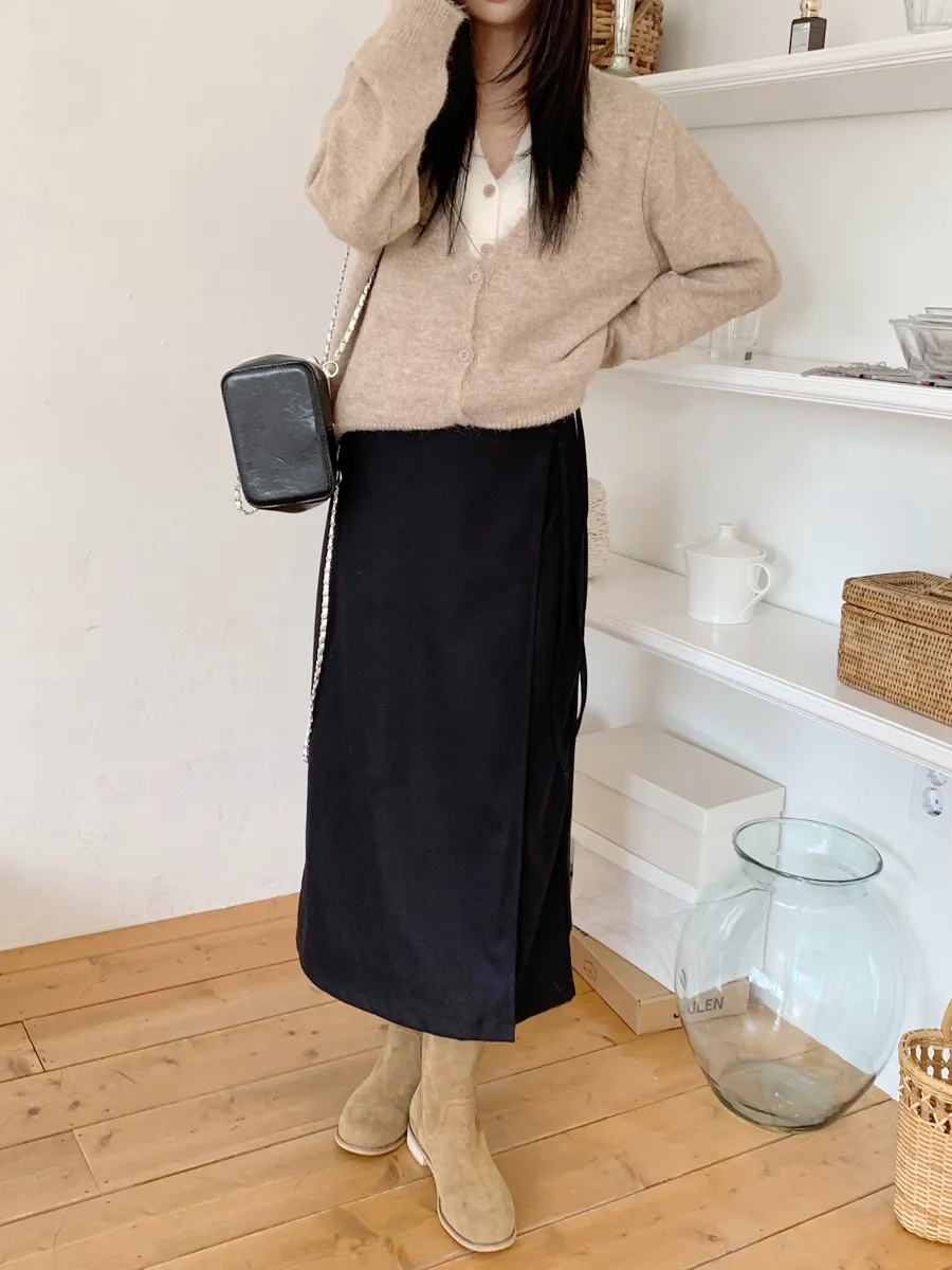 치마 모델 착용 이미지-S1L34