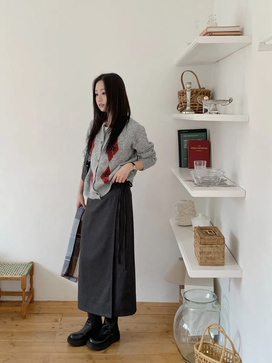 치마 모델 착용 이미지-S1L16