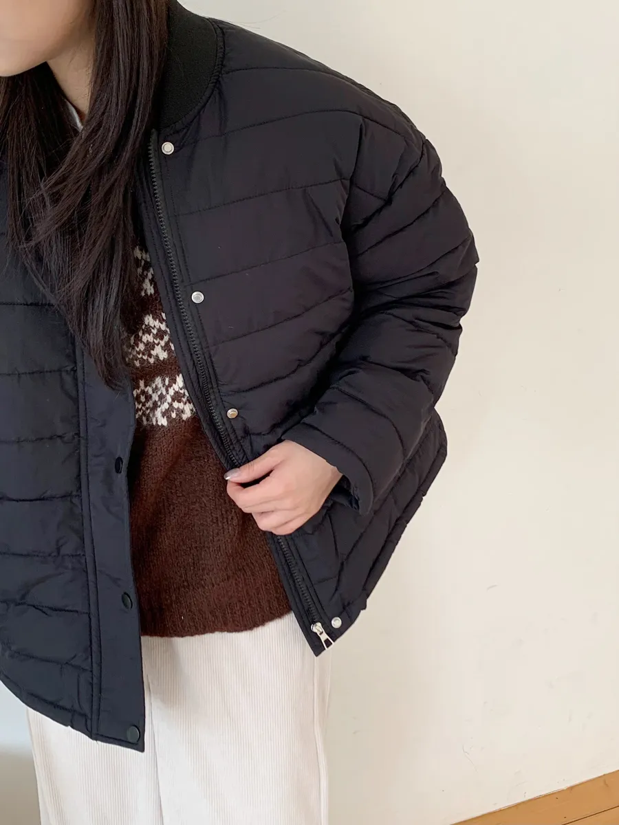 패딩 모델 착용 이미지-S1L18