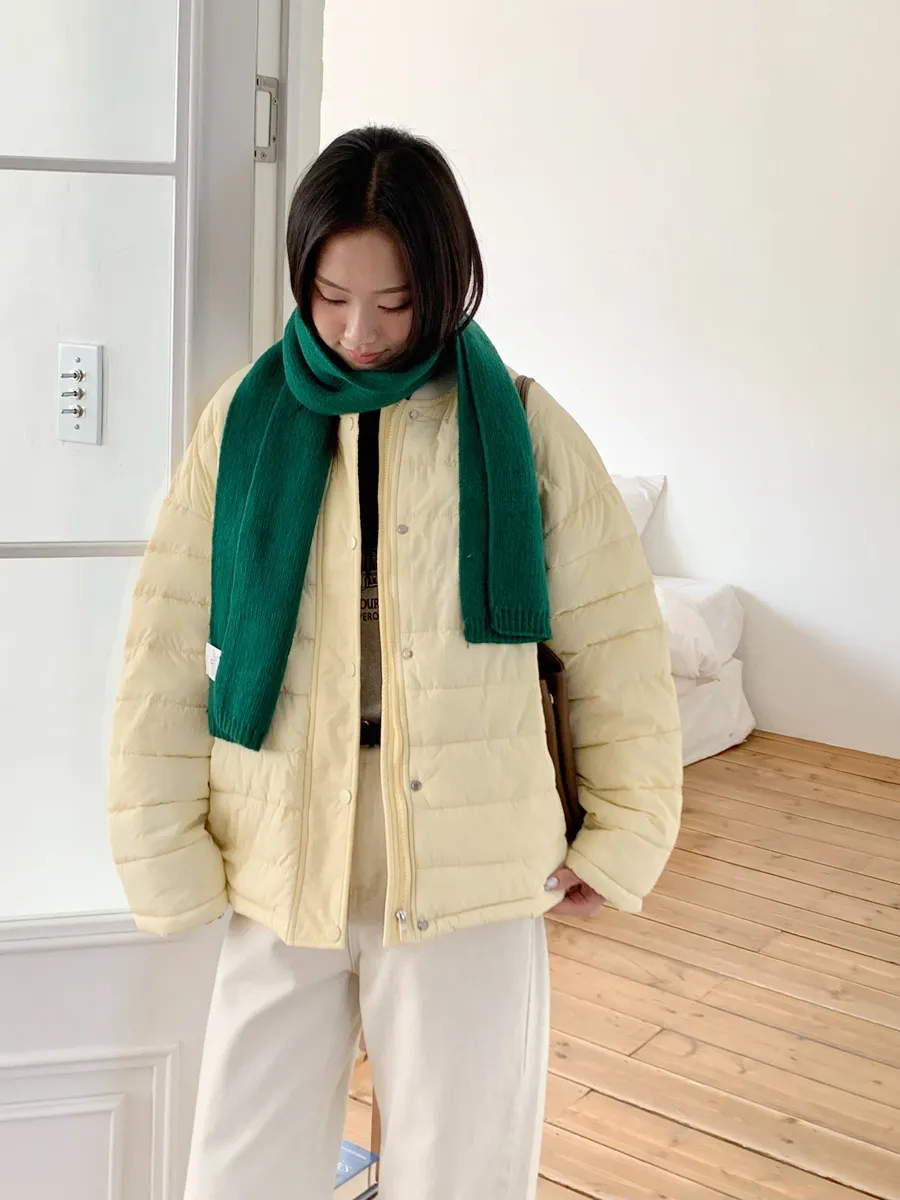 패딩 모델 착용 이미지-S1L32